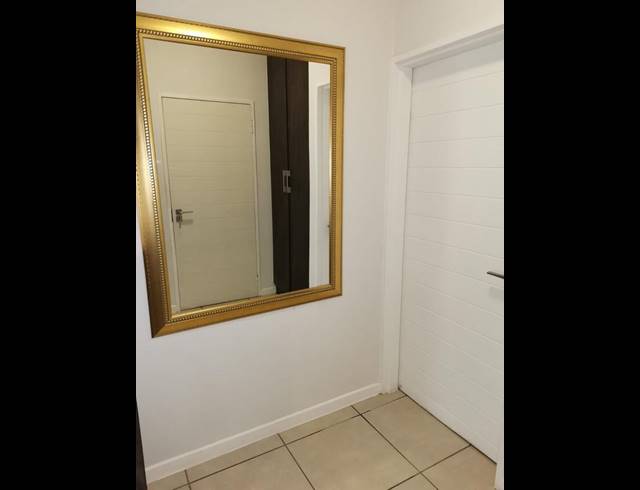 2 BEDROOM APARTMENT FOR SALE IN OLIVEDALE